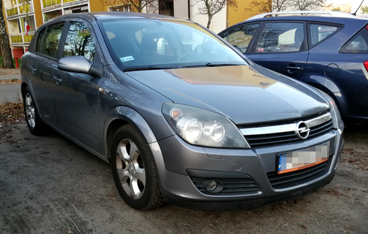 Opel Astra H - Cena wymiany świec zapłonowych
