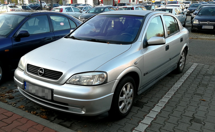 Opel Astra G - Cena wymiany klimatyzacji