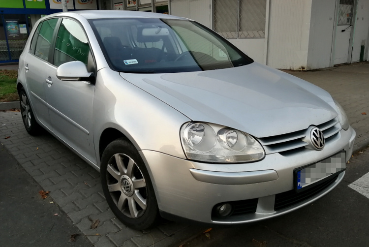 Volkswagen Golf V - Cena wymiany filtra kabinowego