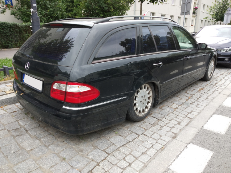 Najczęstsze usterki i objawy zużycia zawieszenia pneumatycznego