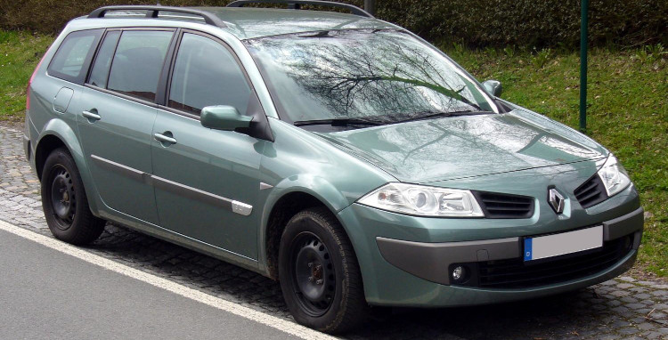 cena wymiany rozrządu w Renault Megane II