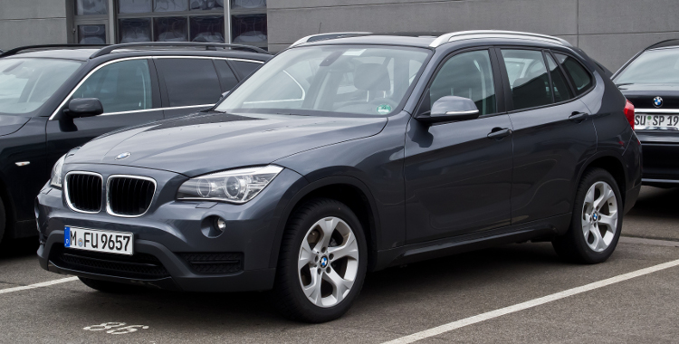 bmw x1 cena wymiany alternatora