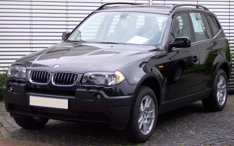 BMW X3 E83 - Cena wymiany klocków hamulcowych